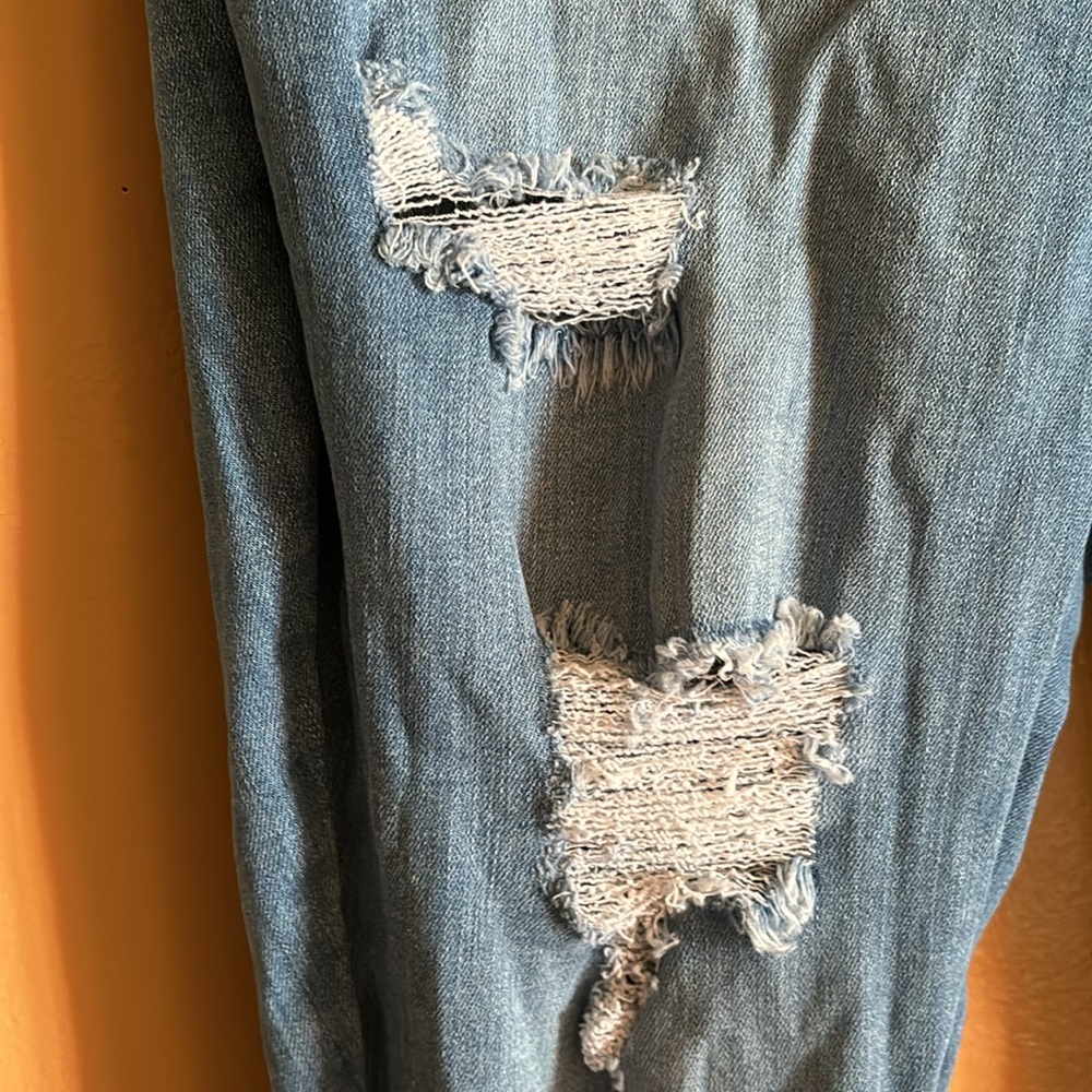 Plus Size Ripped Jeans 2 - Picture 5 of 12